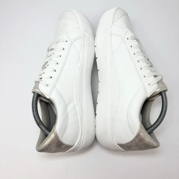 Dr Scholl's Women's Time Off Sneaker Size 9.5M White Gold Faux Leather - Picture 9 of 13